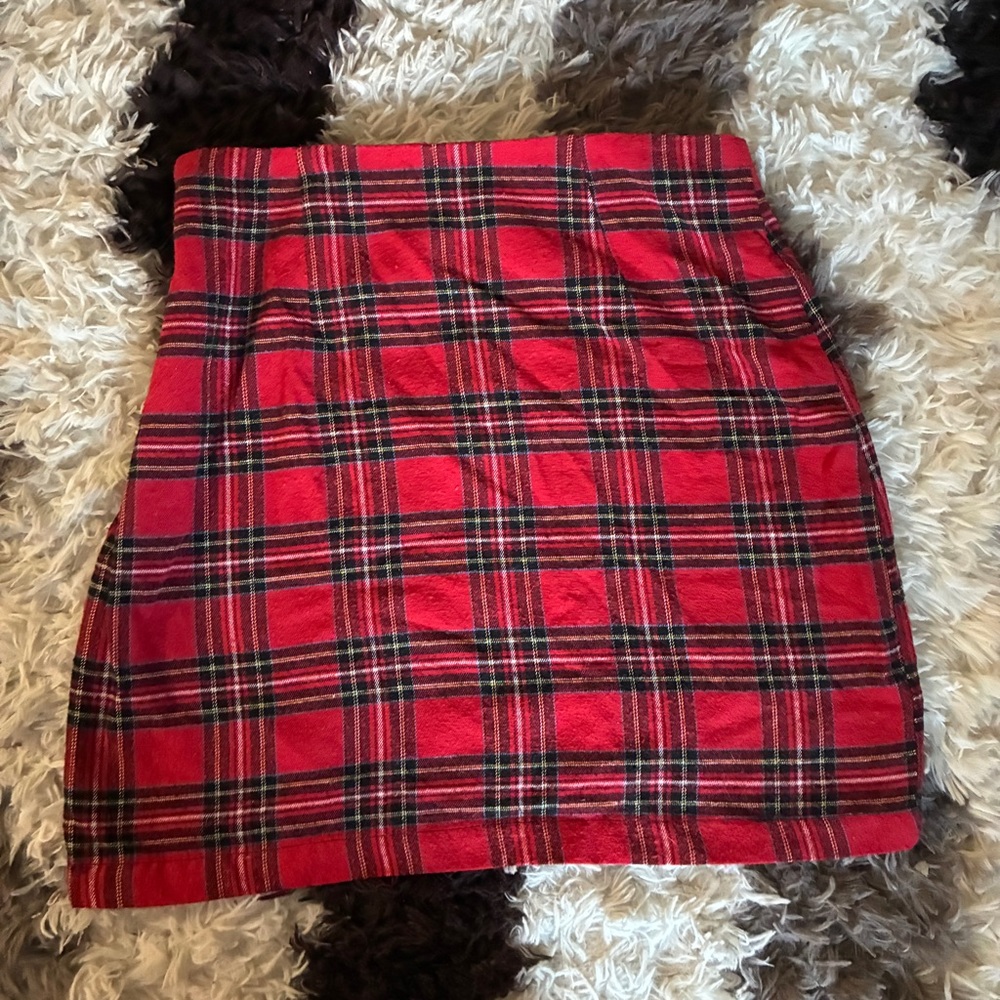 SHEIN Red Plaid Mini Skirt